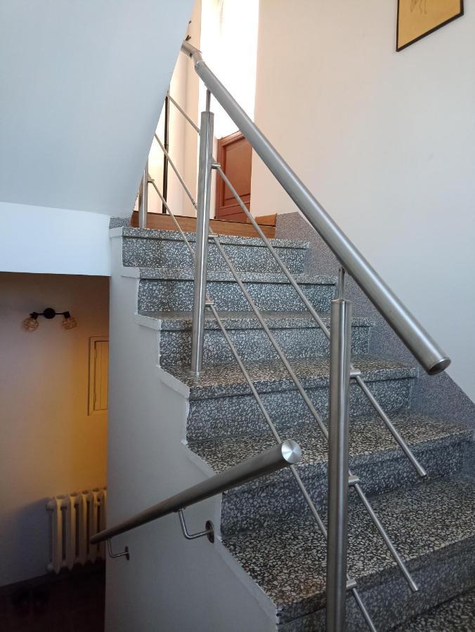 Apartament Nad Jeziorakiem Ilawa Esterno foto