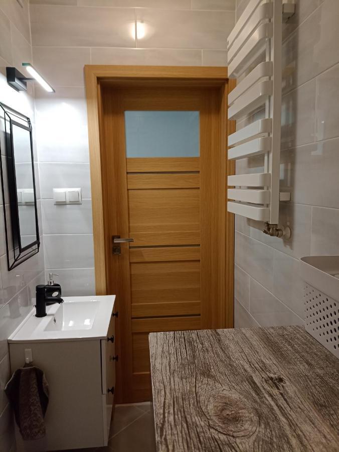 Apartament Nad Jeziorakiem Ilawa Esterno foto